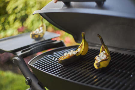 Газовый гриль Weber Q 2200 Black Line