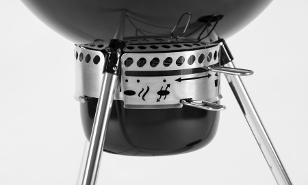 Угольный гриль Weber Master-Touch GBS SE E-5755