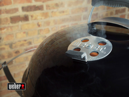 Угольный гриль Weber Performer Deluxe GBS Gourmet