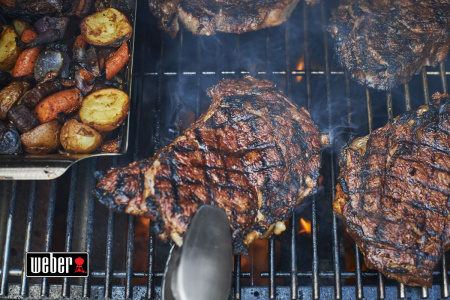 Пеллетный гриль Weber SmokeFire EX6
