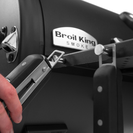 Угольный гриль коптильня Broil King Regal Grill 400